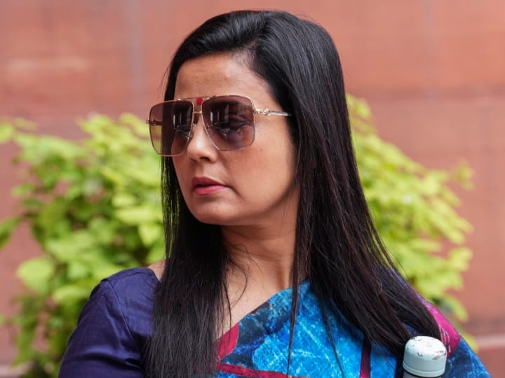Cash For Query Case Lok Sabha Ethics Committee Adopt Draft Report Against Mahua Moitra