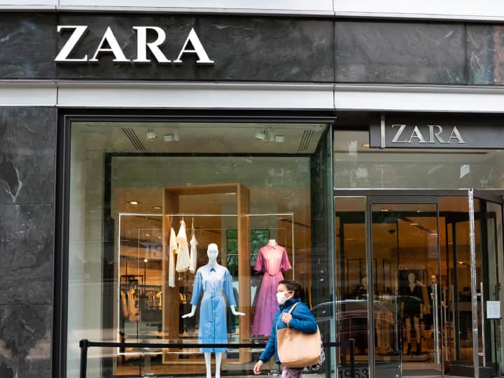 Fashion Brand Zara Boycotted Accused Of Hurting Palestinian Sentiment Hashtag Boycott Zara Trending | सफेद कपड़े से लिपटे मैनिक्विन दिखाए, अब ज़ारा के विज्ञापन पर मचा बवाल, लोग बोले