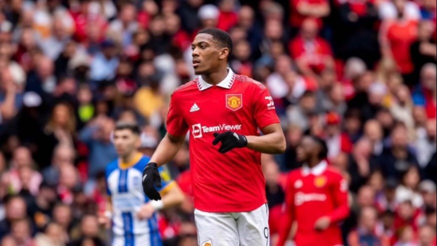 Manchester United forward Antony Martial out of for ten weeks after groin surgery