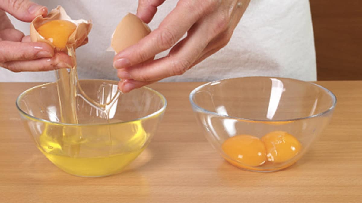 Should You Toss Egg Yolk Every Time? Is Egg Yolk Really Bad For You? Lets Find Out