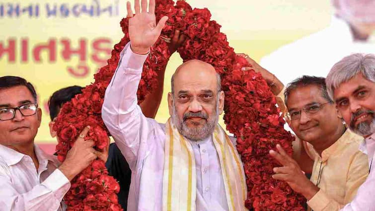 Amit Shah In Ahmedabad Said BJP Will Win 370 Seats And NDA More Than 400 In Upcoming Loksabha Election